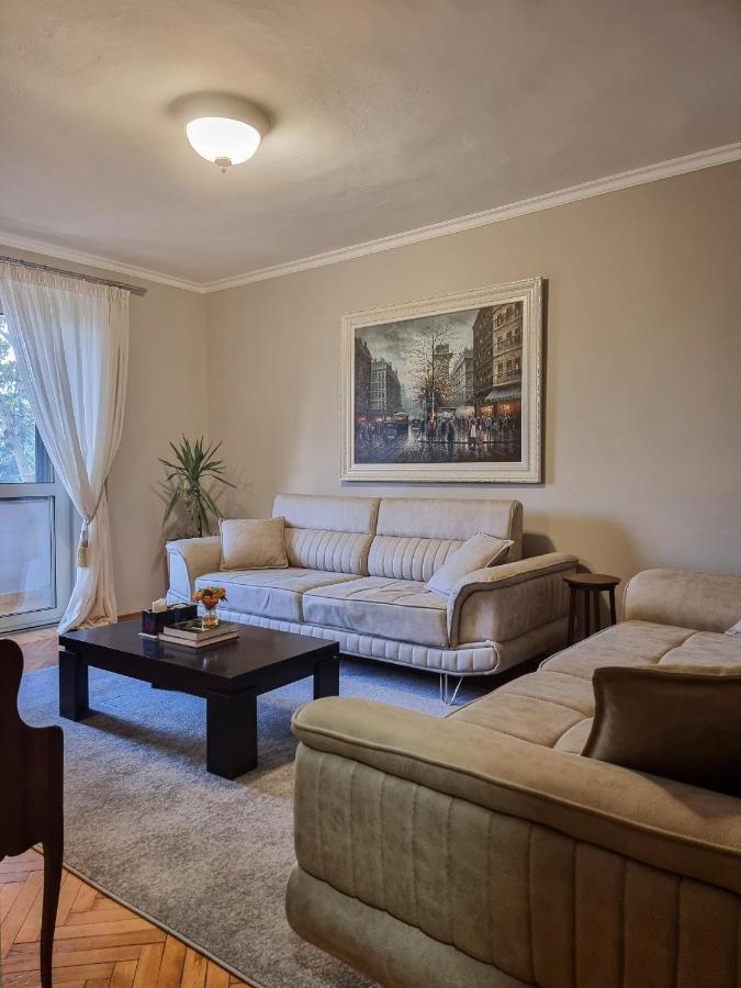 Tirana Center Cozy Apartment Екстериор снимка