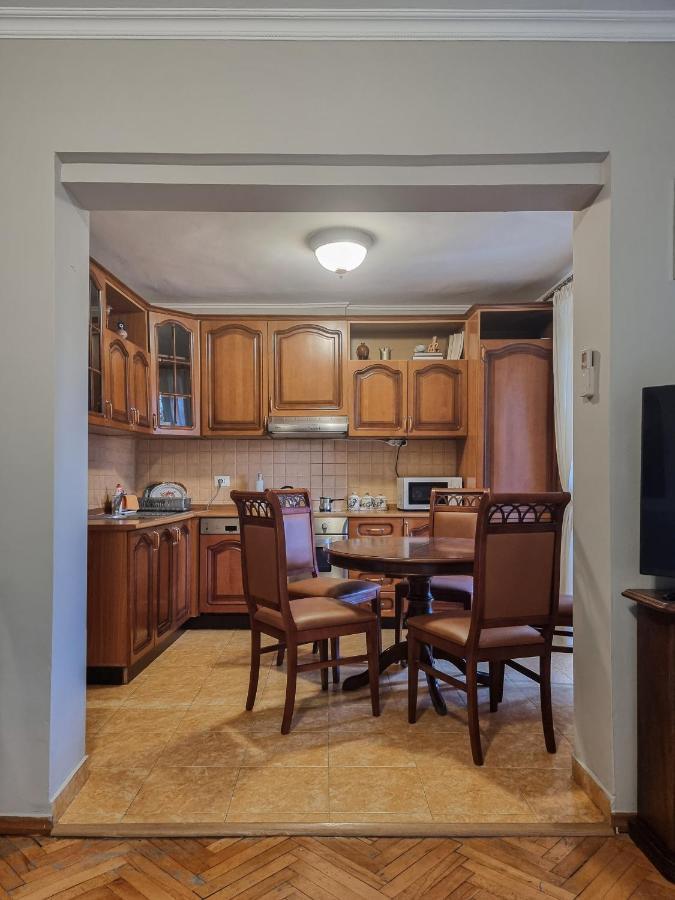 Tirana Center Cozy Apartment Екстериор снимка